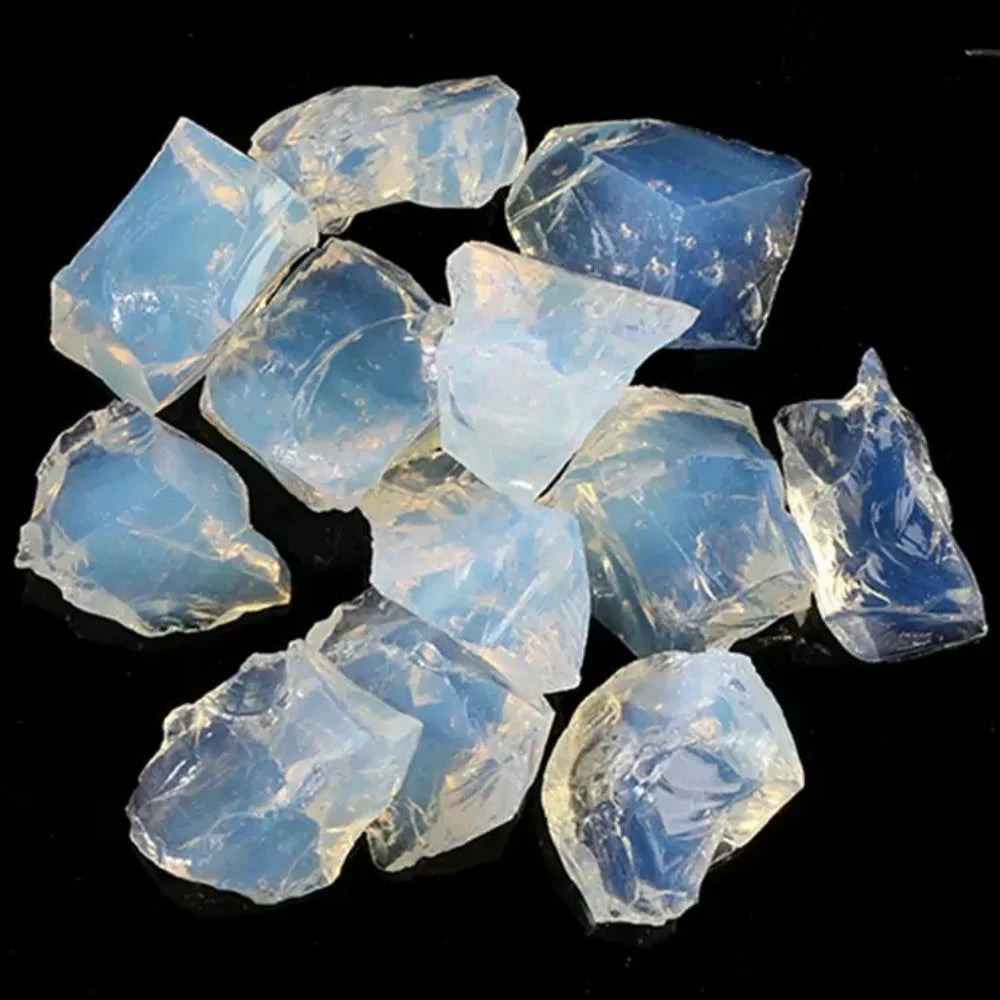 700g Natural Raw Opal Quartz Crystal