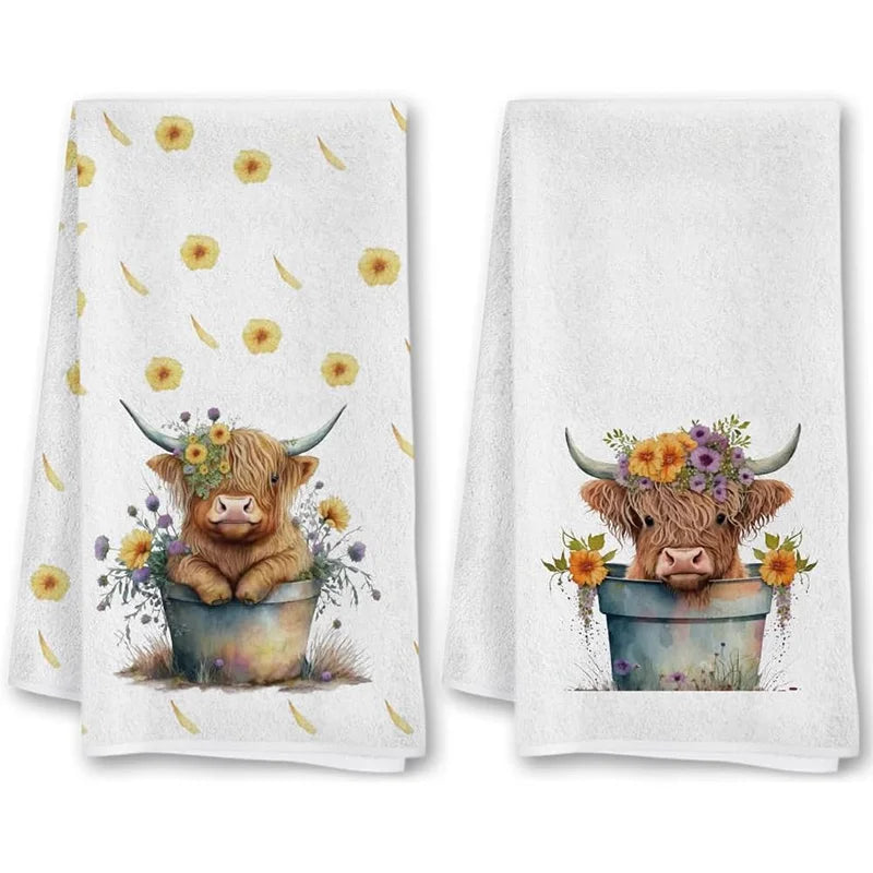 2-Piece Little Yellow Flower Highland Cow Kitchen Towel Set